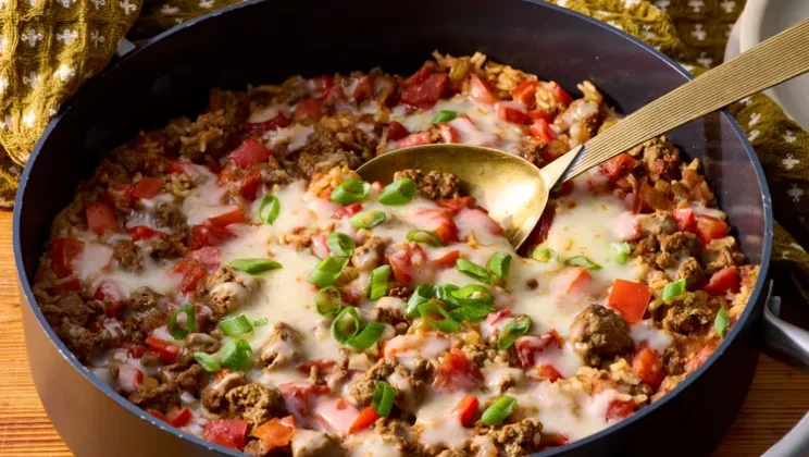 How to Make Ground Beef and Rice Skillet (Easy Recipe Step-by-Step)