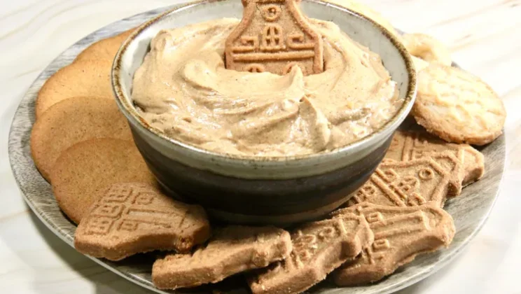 Easy Gingerbread Dip Recipe You Can Make in 30 Minutes