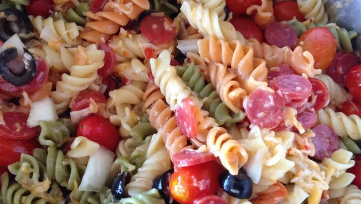 Easy Classic Italian Pasta Salad Recipe You Can Make in 30 Minutes