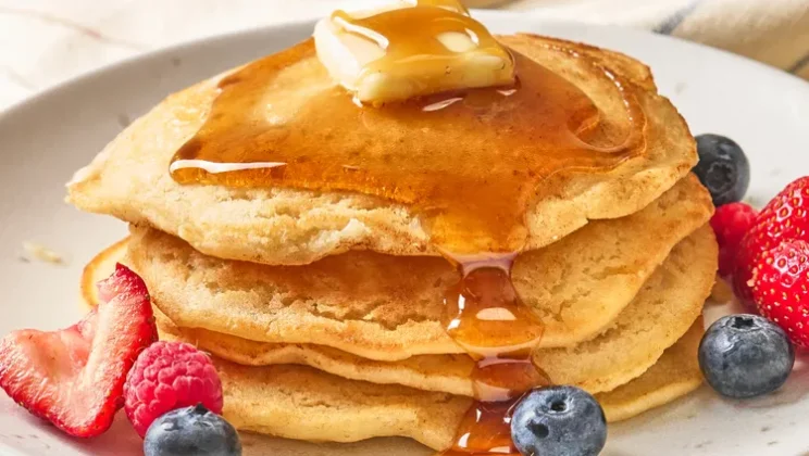 How to Make Delicious Fluffy Mayo Pancakes — Quick & Easy!